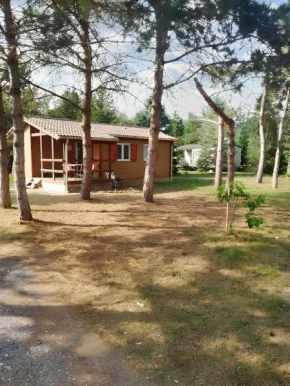 Chalet charmant à Presles-et-Boves avec terrasse et jardin